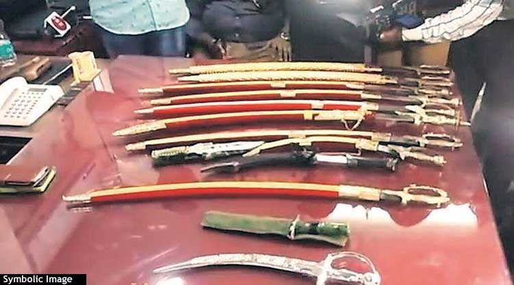 49 Guptis, 30 Katyars, 6 Knives seized during Salbardi Yatra